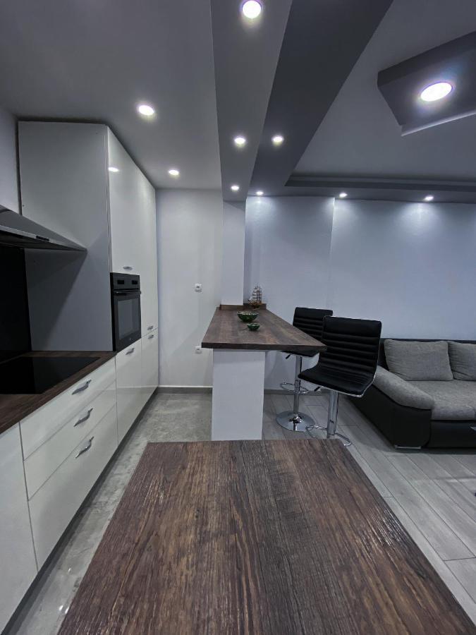 Apartment Carpe Diem โคเปร์ ภายนอก รูปภาพ