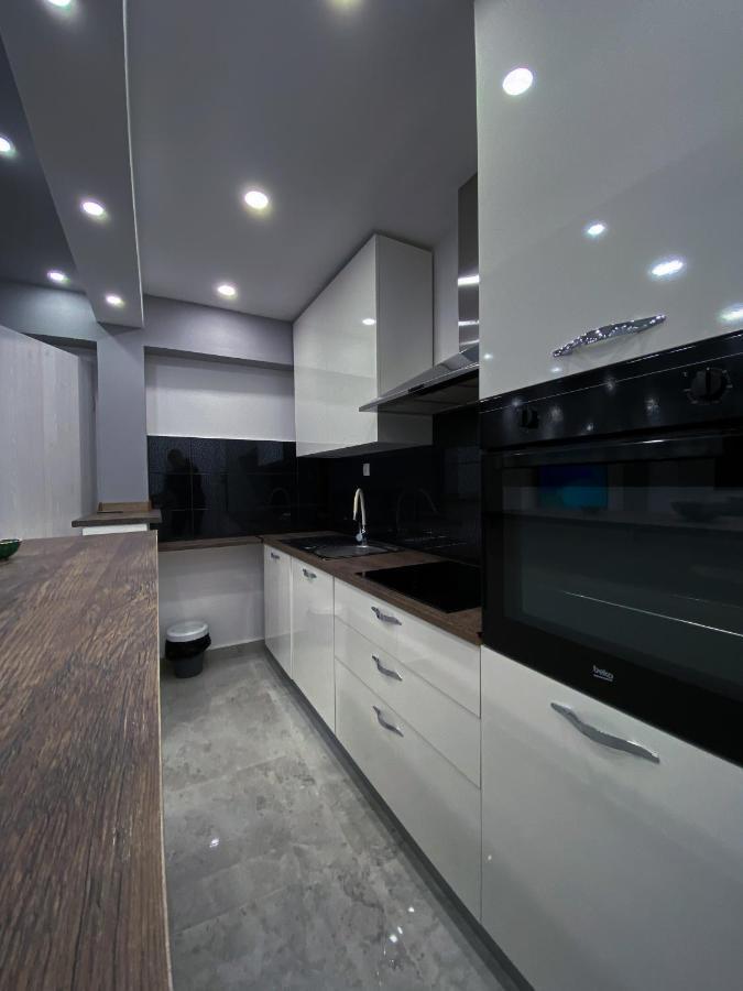 Apartment Carpe Diem โคเปร์ ภายนอก รูปภาพ